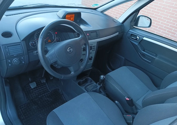 Opel Meriva cena 16400 przebieg: 162000, rok produkcji 2009 z Bielsko-Biała małe 379